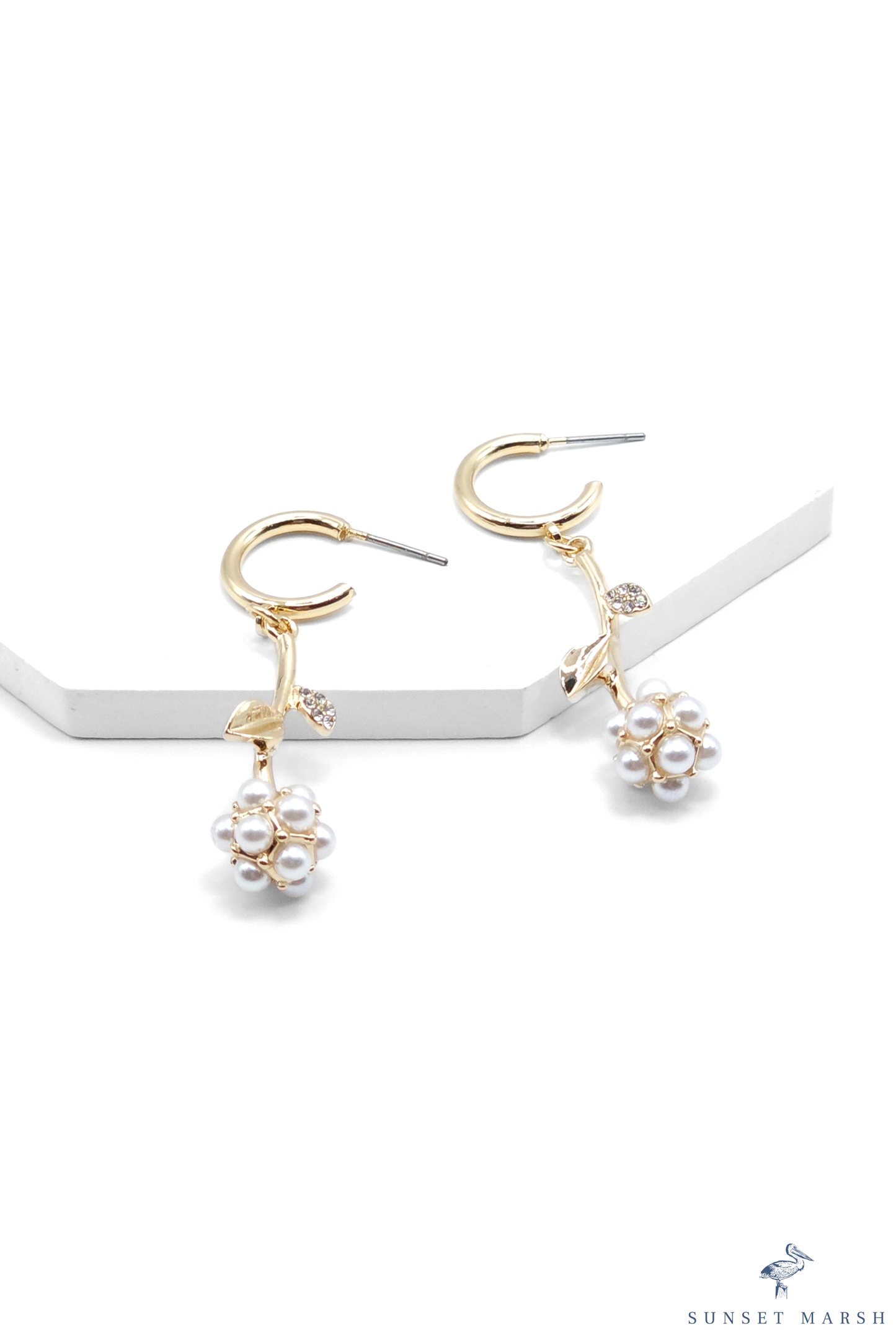 Blossom Swing - Gold Earrings