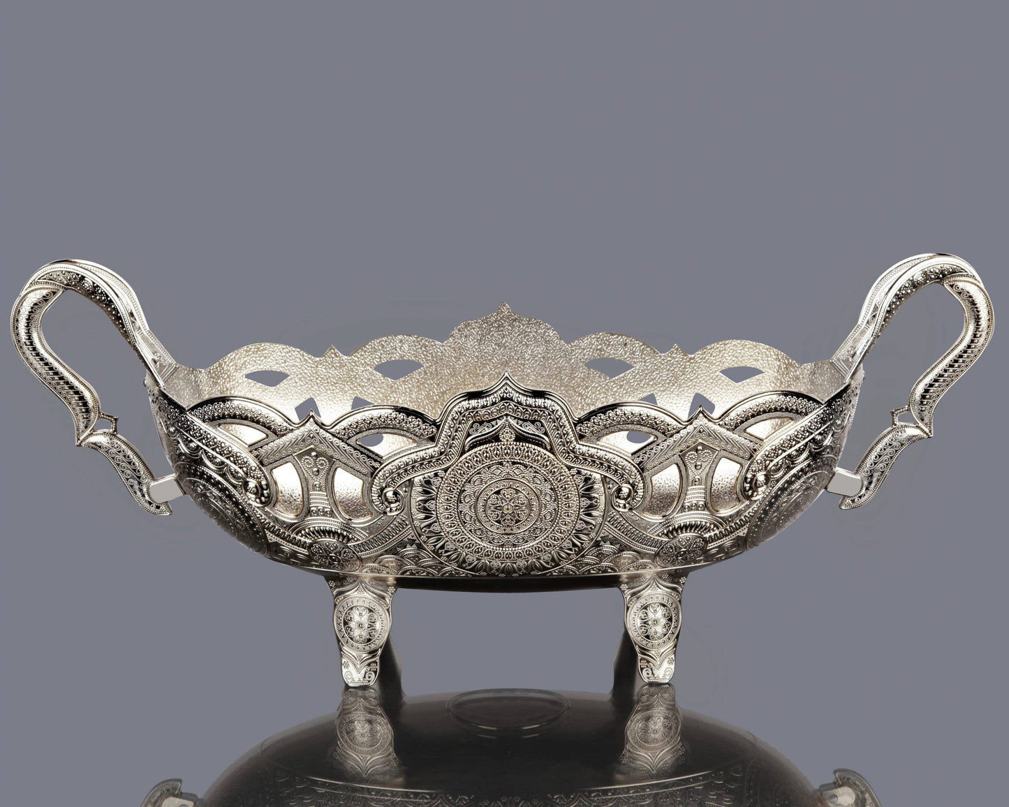 Fruit and Candy Bowl Gondola Silver Color