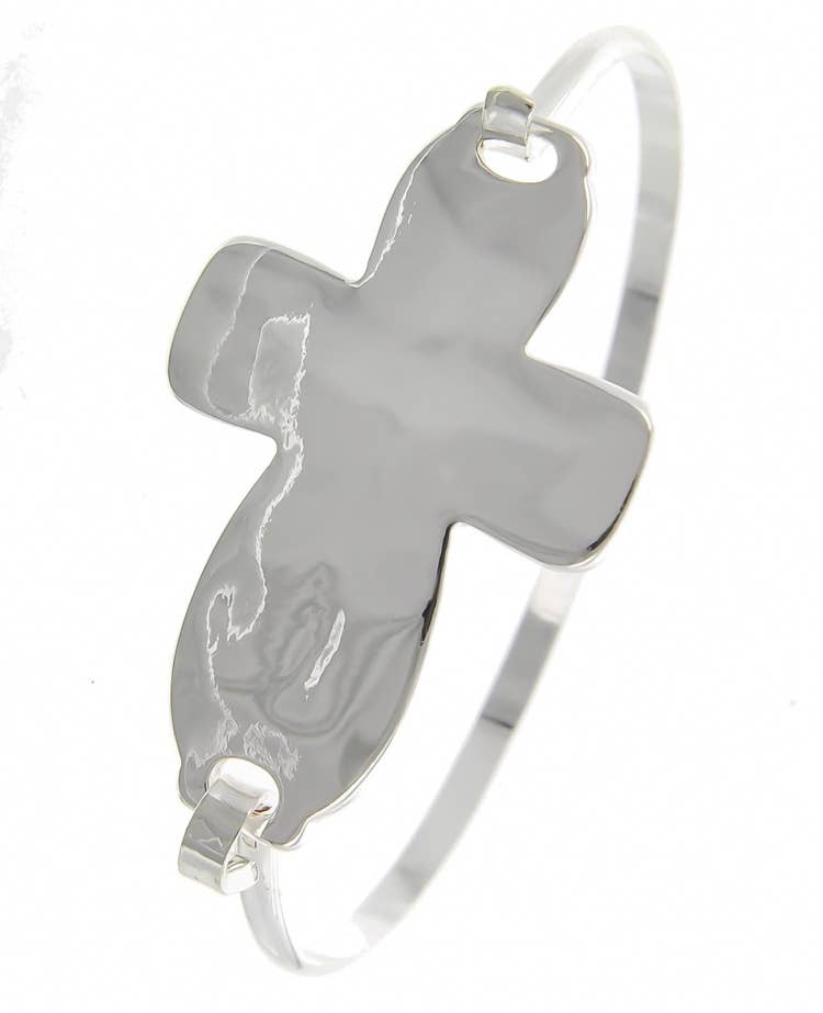 FR6121 Hammered Cross Casting Bangle