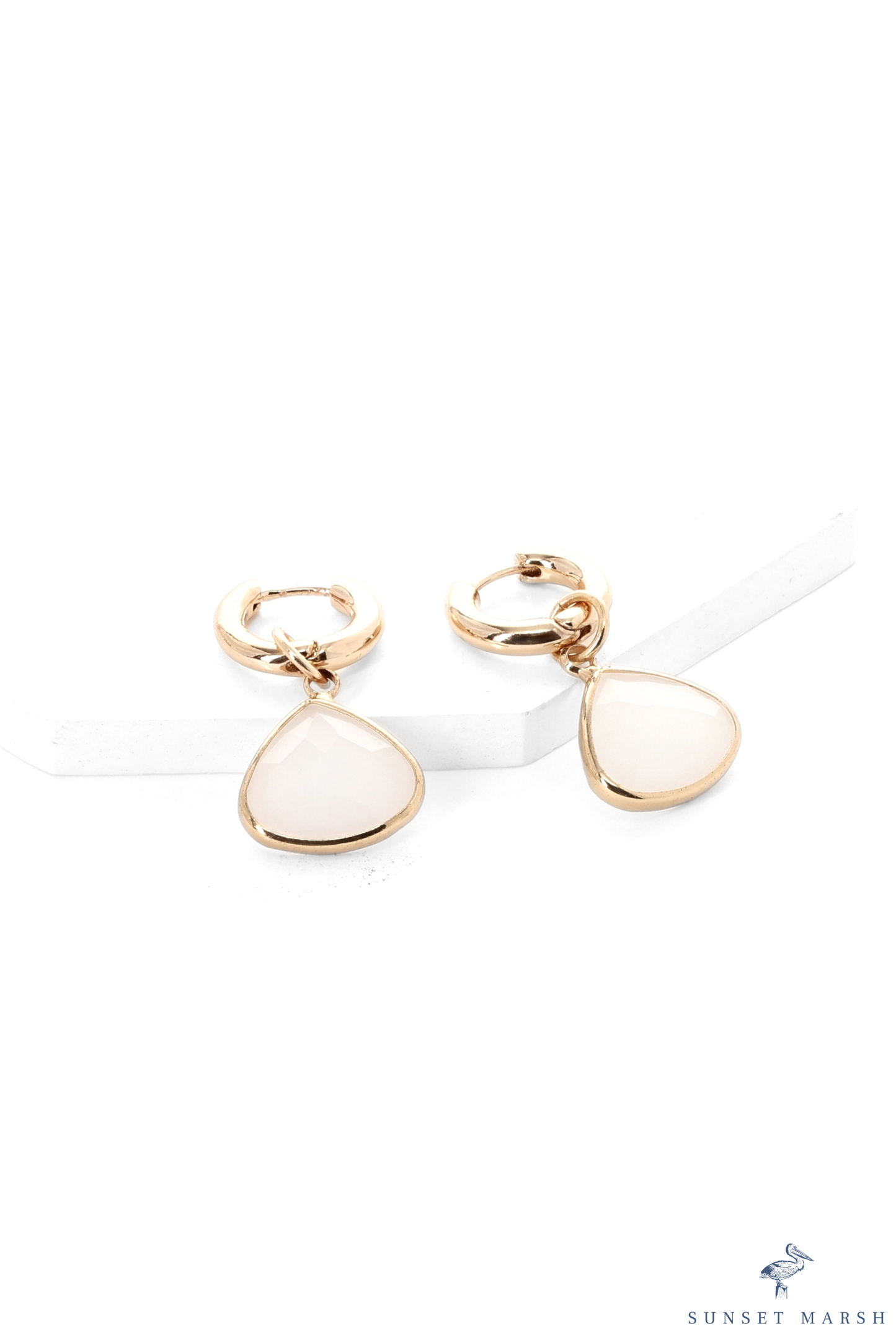 Sweet Reverie - White Earrings
