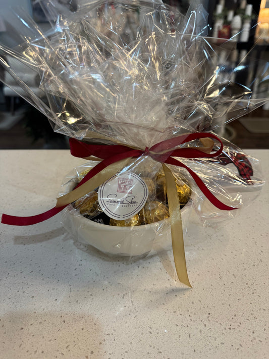 Santa Hat Candy Dish w/Chocolates