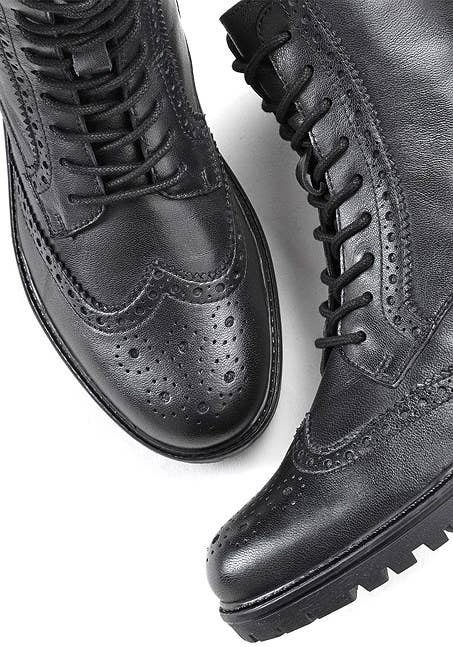 LASCANA Women's Detailed Combat Boots