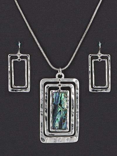 FR4119 2-Ring Abalone Layer Hammered Rectangle Necklace Set
