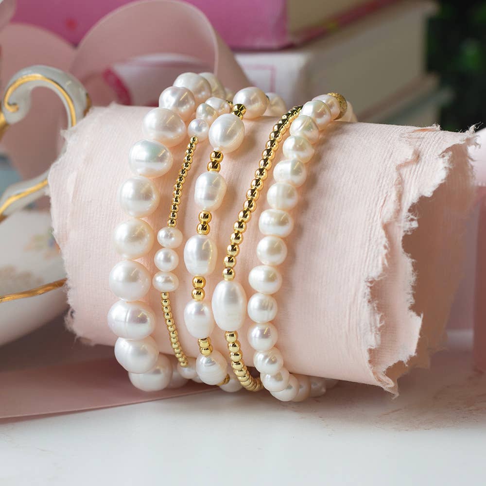 Uno Pearl & Gold Beaded Tarnish Resistant Stretch Bracelet