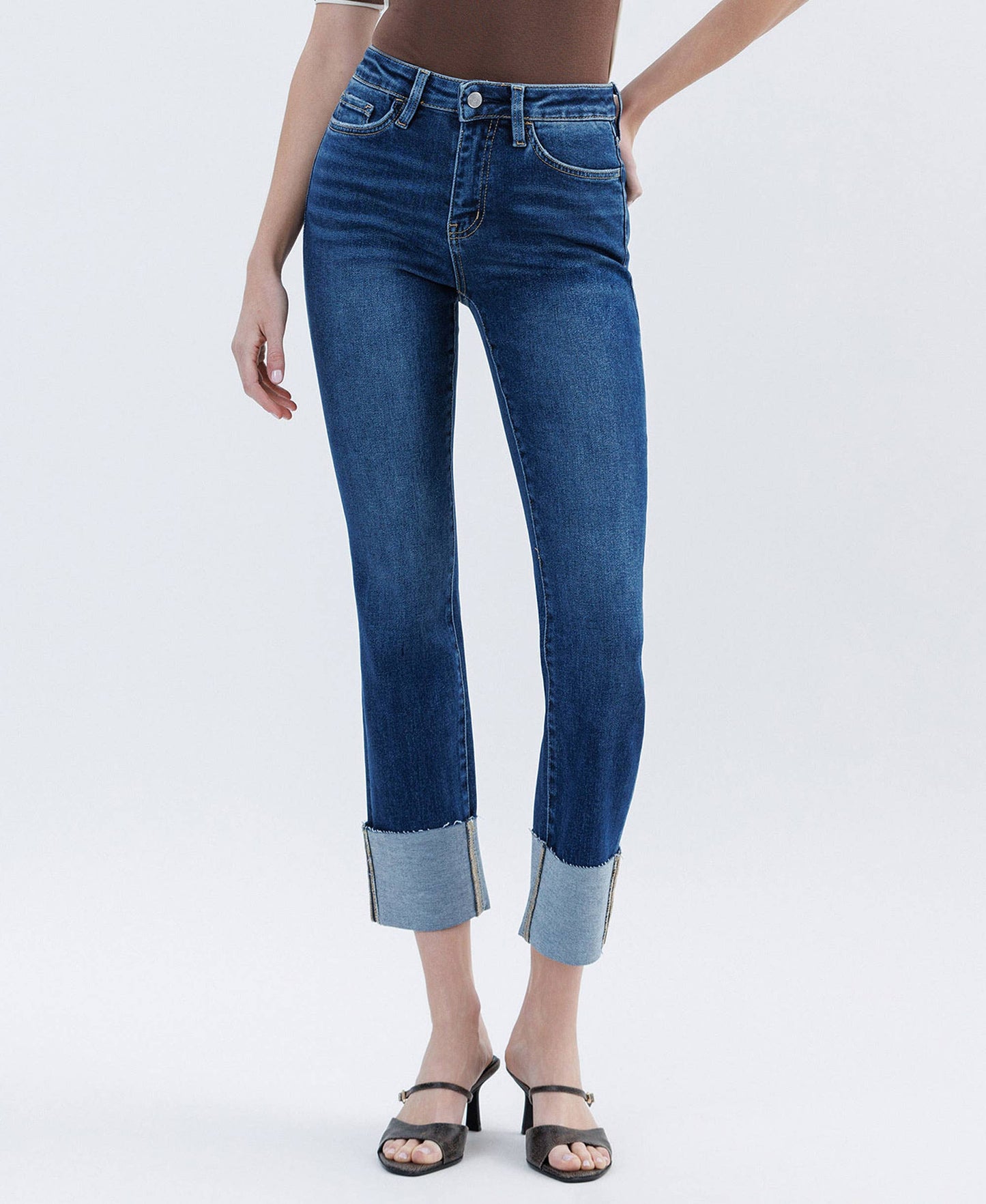 HIGH RISE CUFFED SLIM STRAIGHT JEANS LV1595