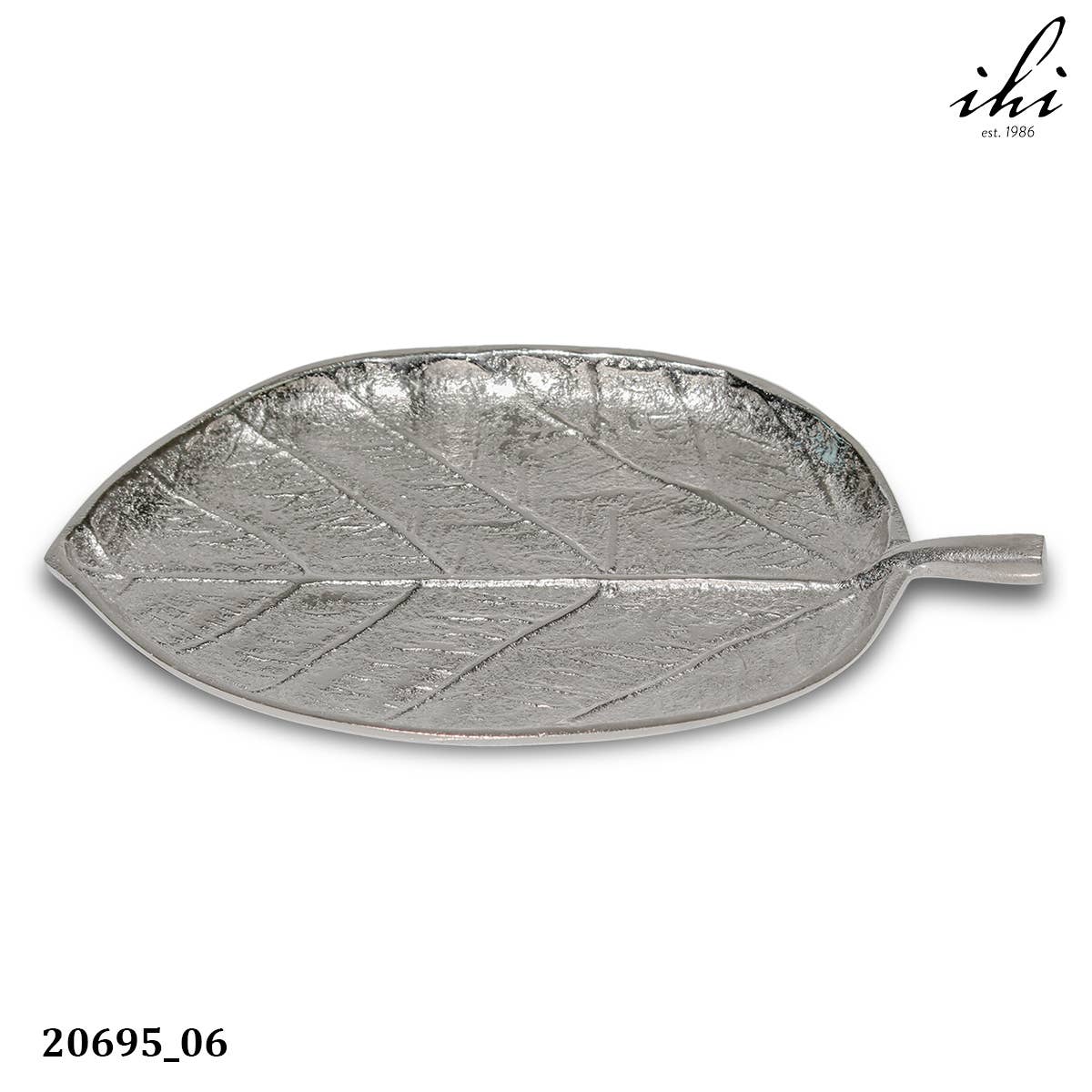 Leaf Plate 8"
