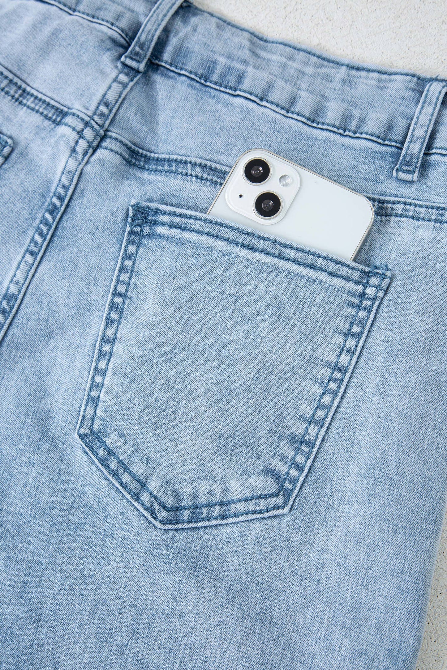 66 Spring 2026 Bow Knot Side Detail Straight Leg Loose Jeans