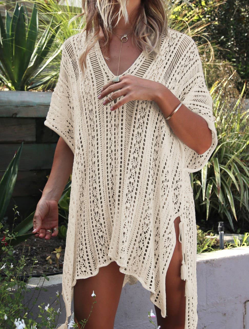 JC063308 Sided-Tassel Detailed Crochet Tunic