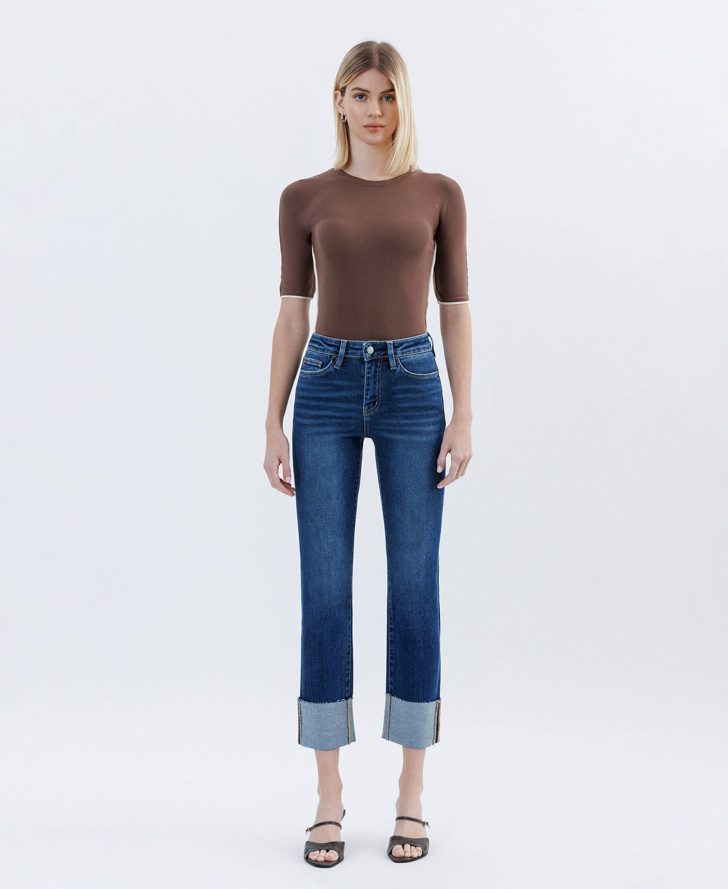 HIGH RISE CUFFED SLIM STRAIGHT JEANS LV1595
