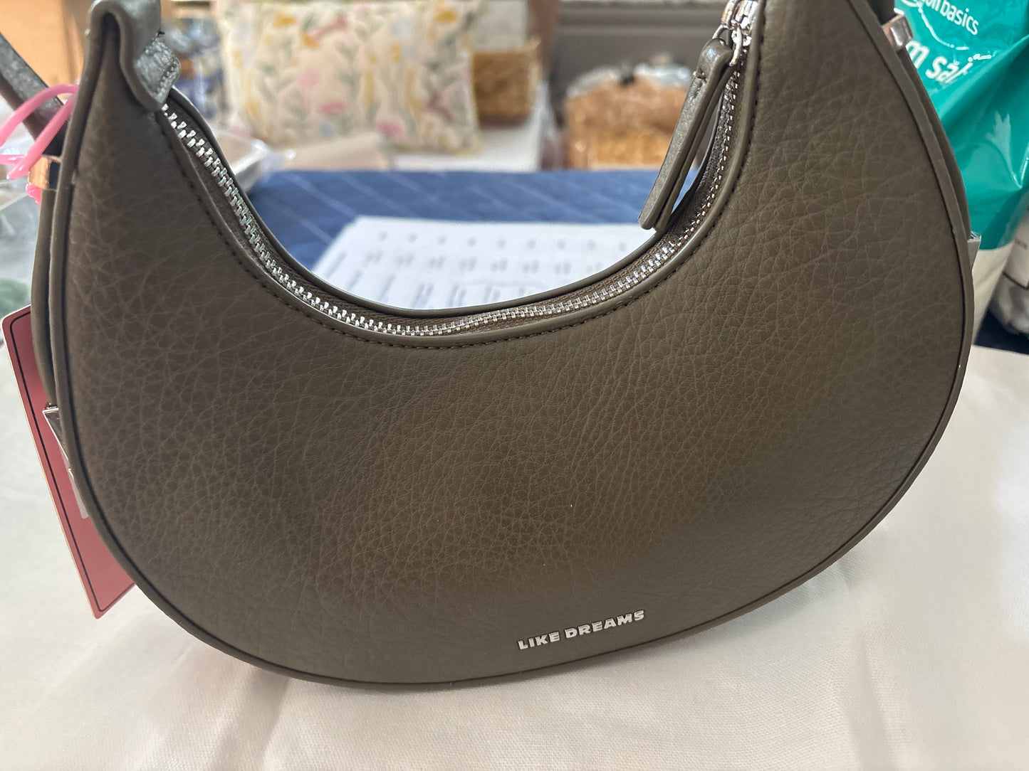 Crescent Shoulder Bag -Olive