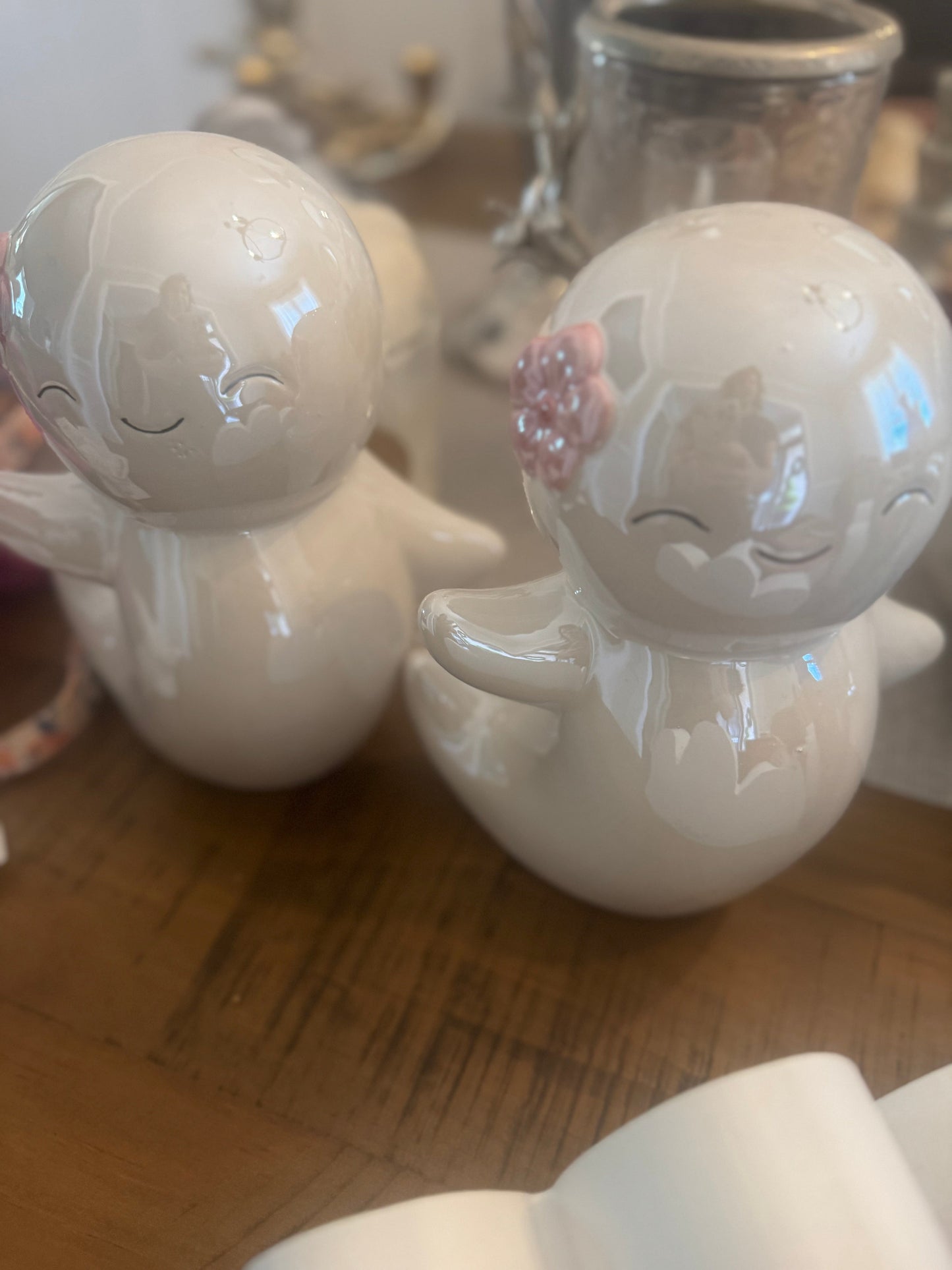 Cute Ghosts w/Pink Bows