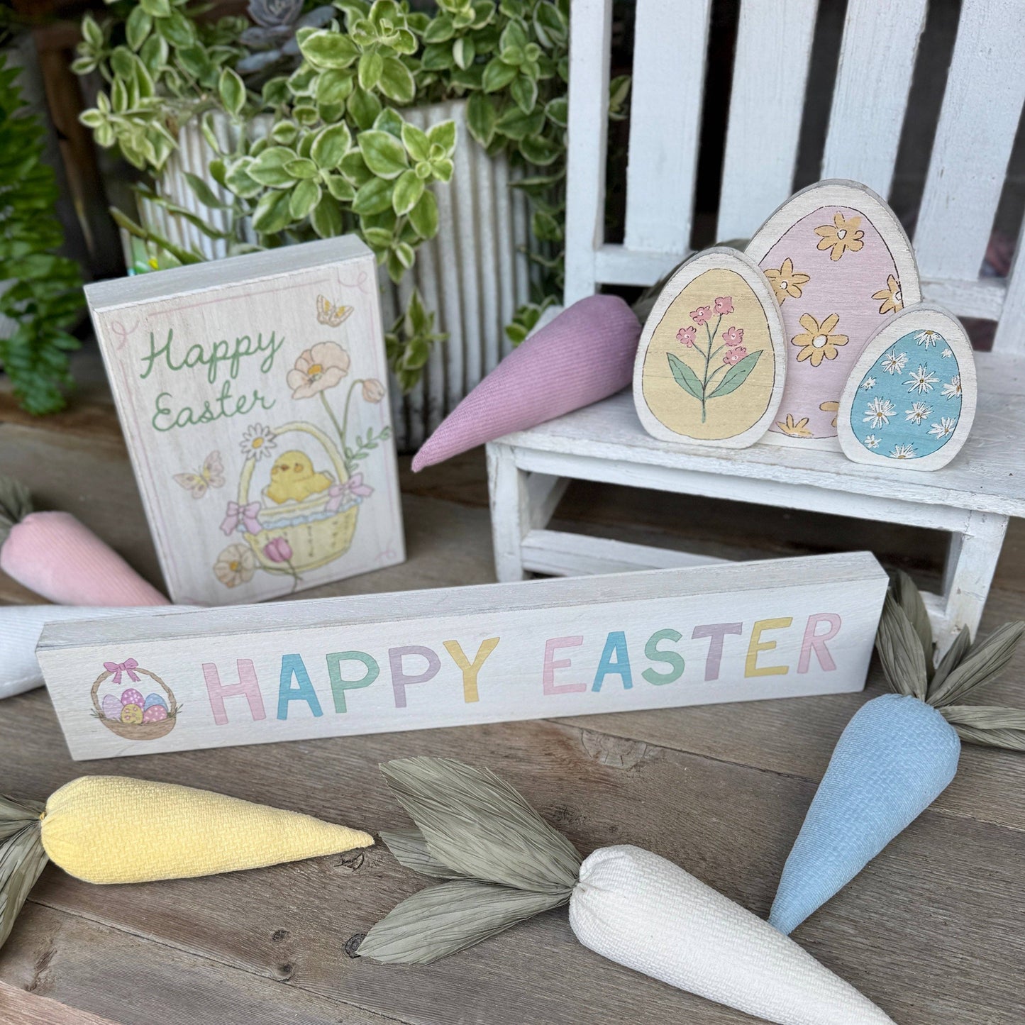 Happy Easter Basket Sitter