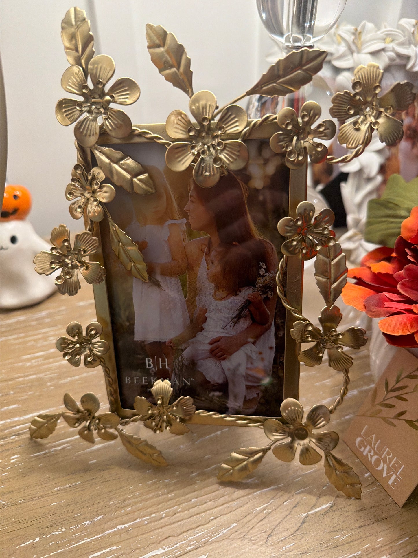 Gold Floral on Vine Pic Frame