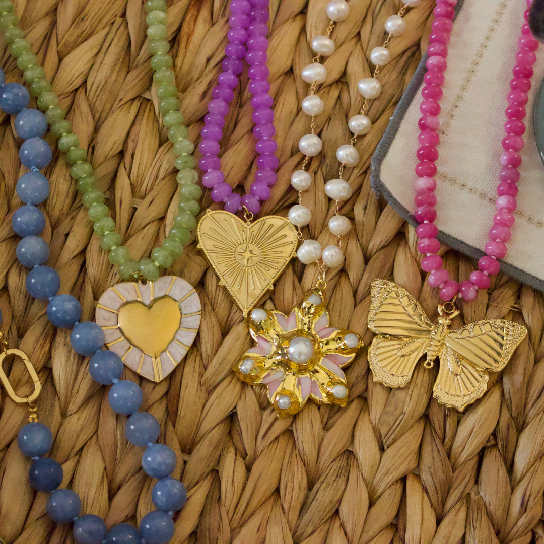 Lilly Pearl Flower Necklace