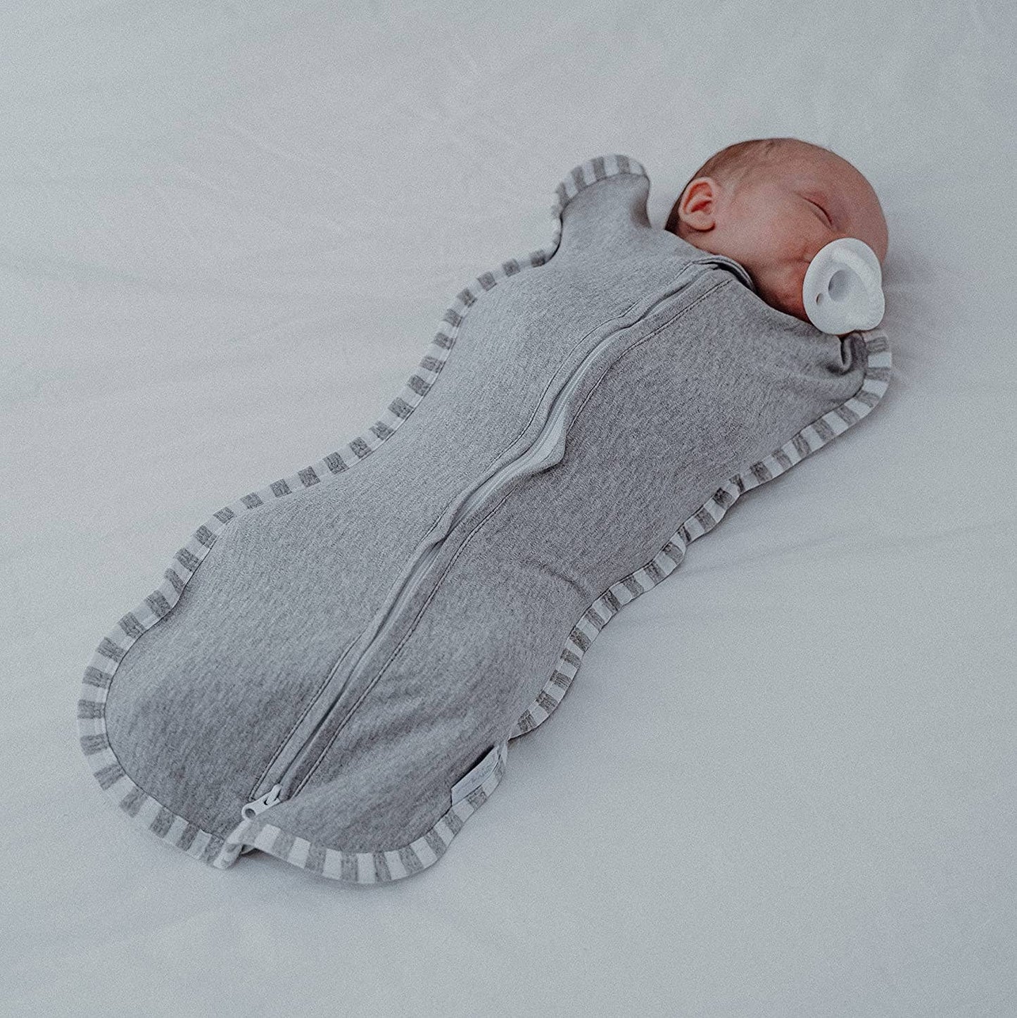 Easy Zipper Swaddle Blankets by Comfy Cubs