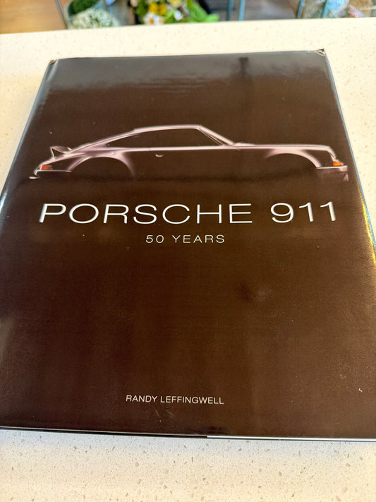Porsche 911 book