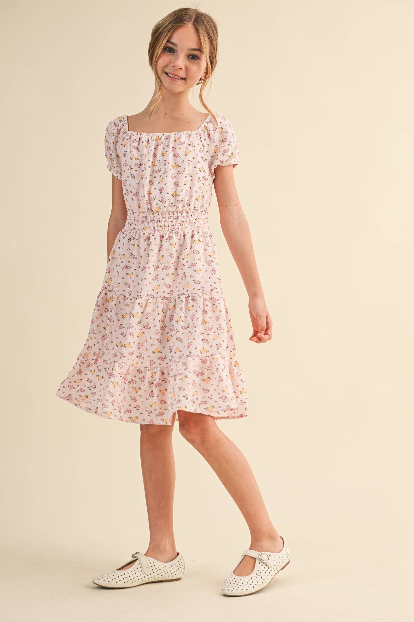 TWEEN KIDS GIRLS PEASANT PUFF SLV SMOCKED WAIST (7-12)