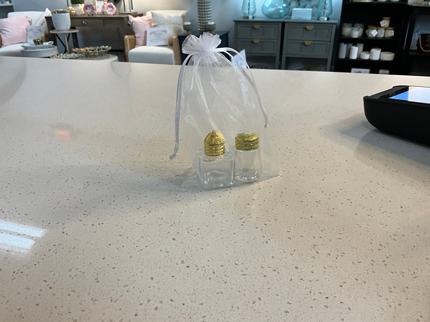 Salt and pepper shakers set
