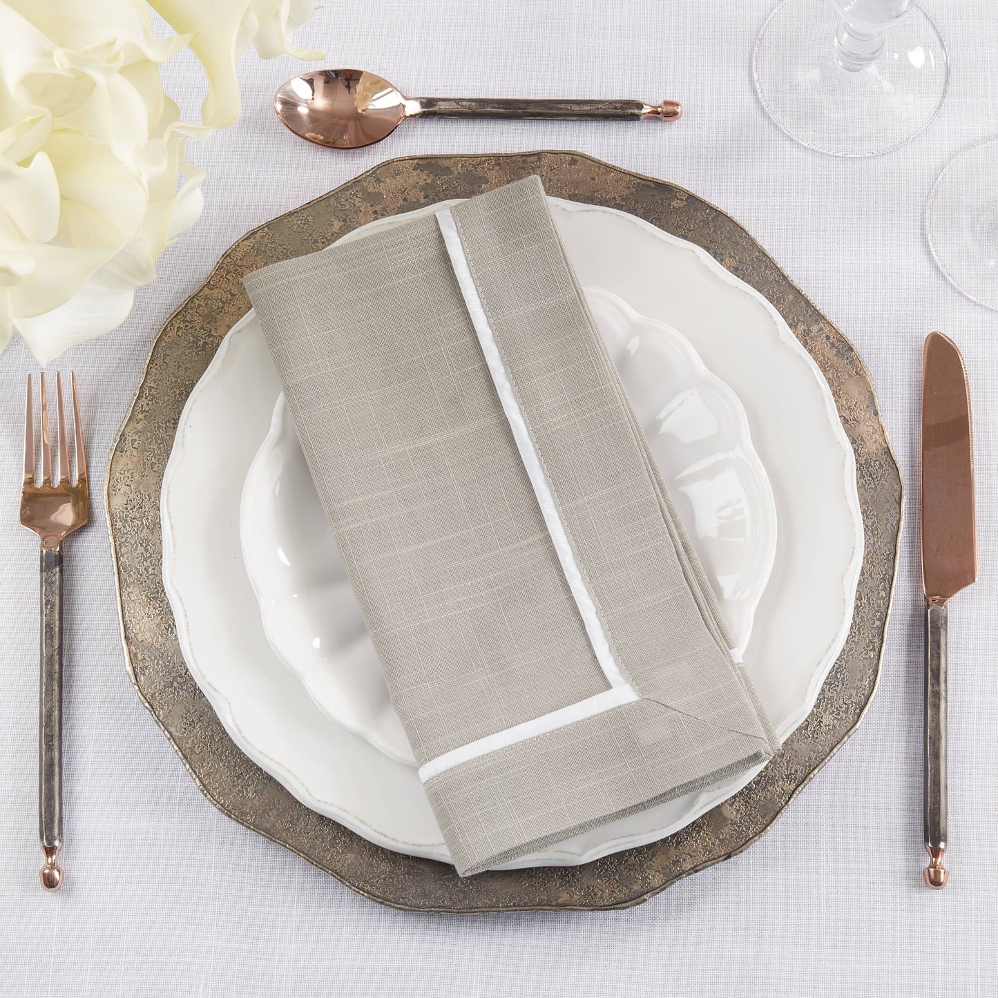 Classic Pleated Design Napkin