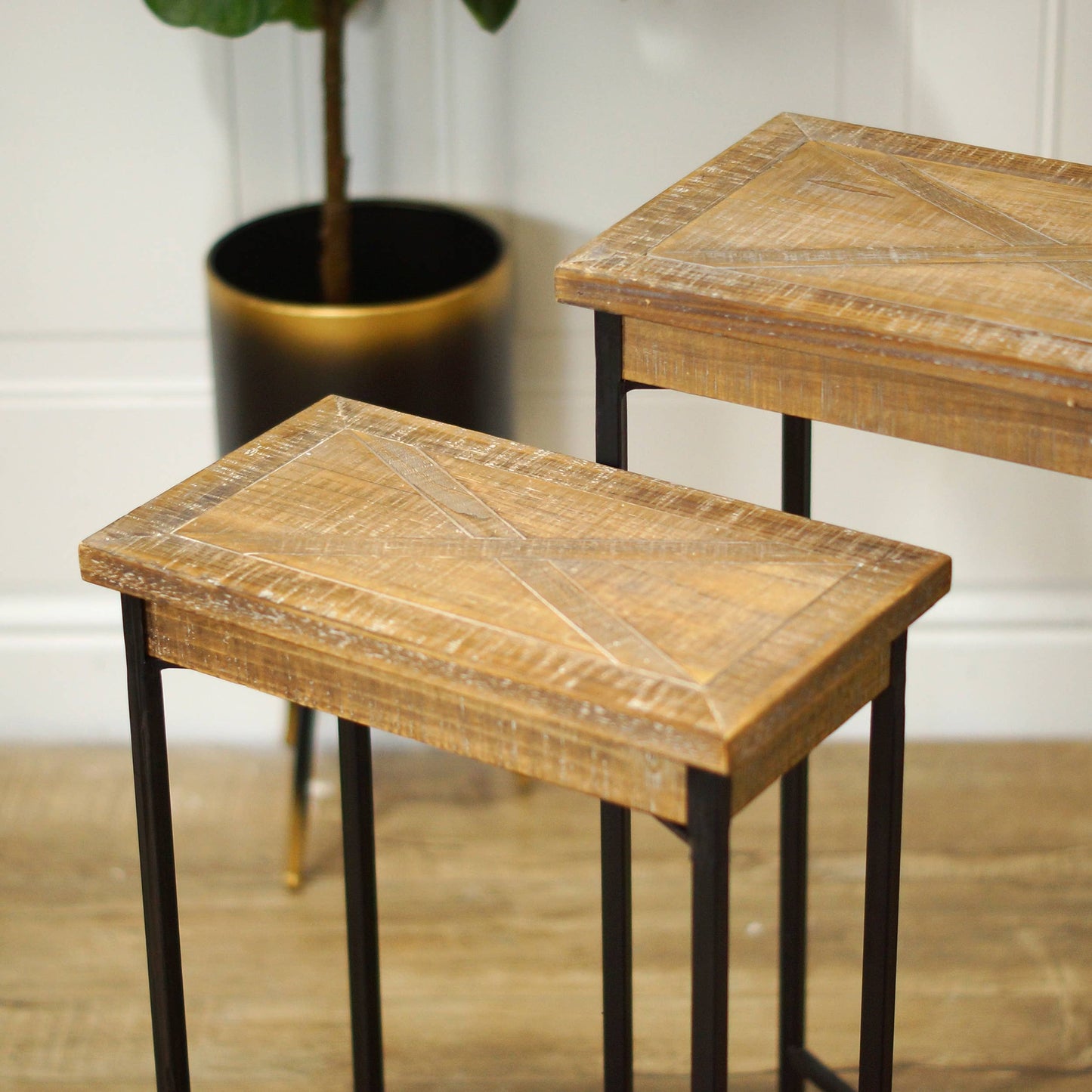 Metal 25" Brown Side Table