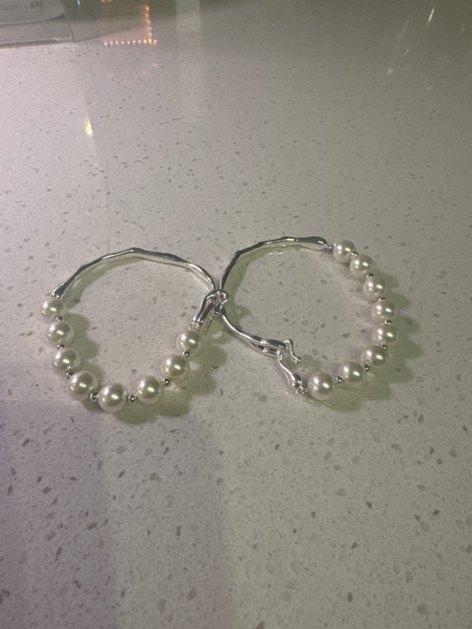 Pearl and Silver Bracelet