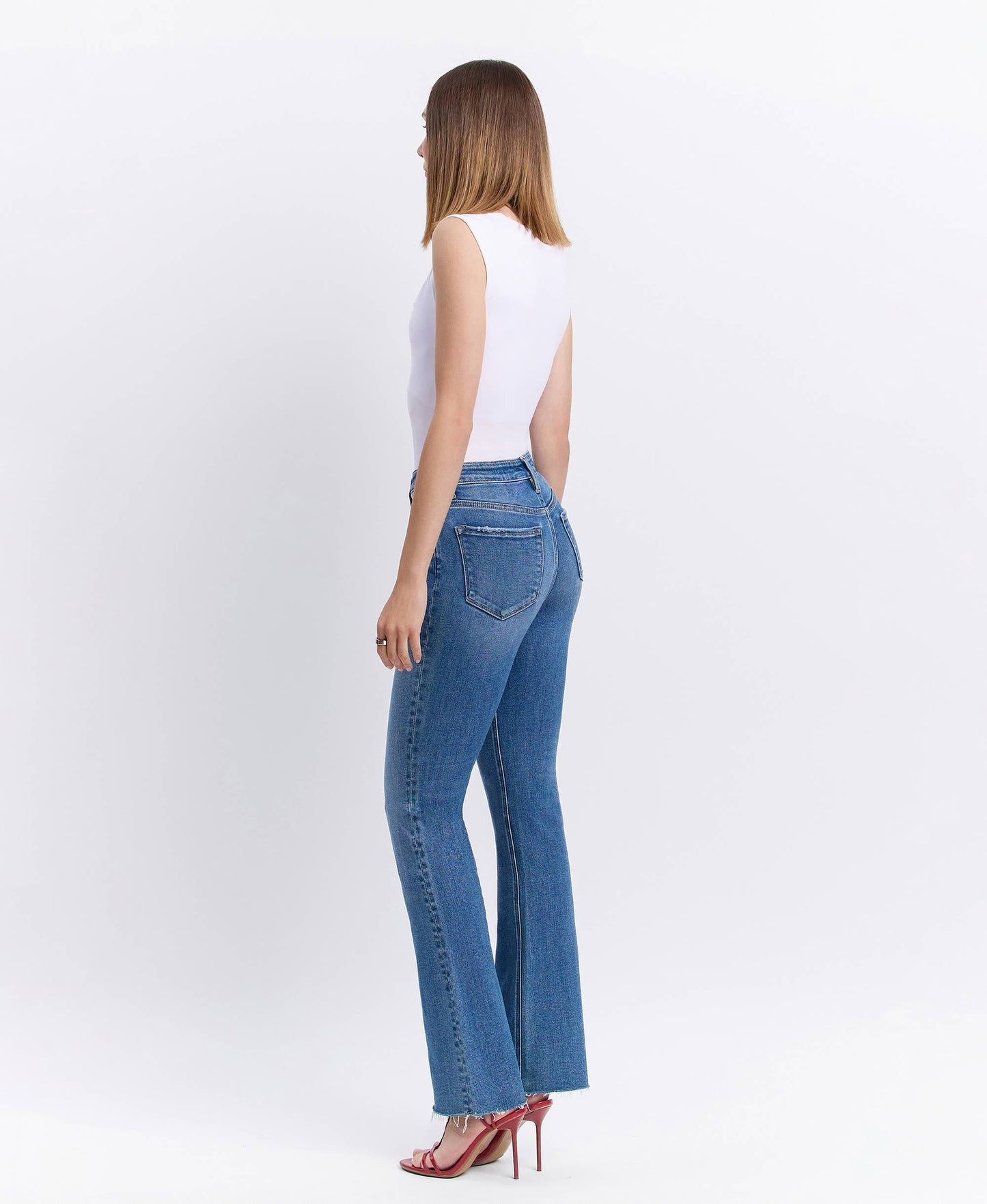 HIGH RISE CLEAN CUT RAW HEM BOOTCUT JEANS LV1607