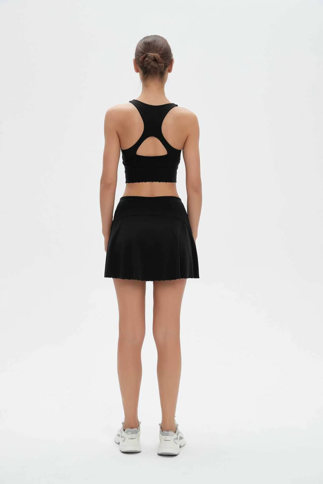 Minoa Ruffle Sports Bra and Skirt 2-Piece Activewear Set