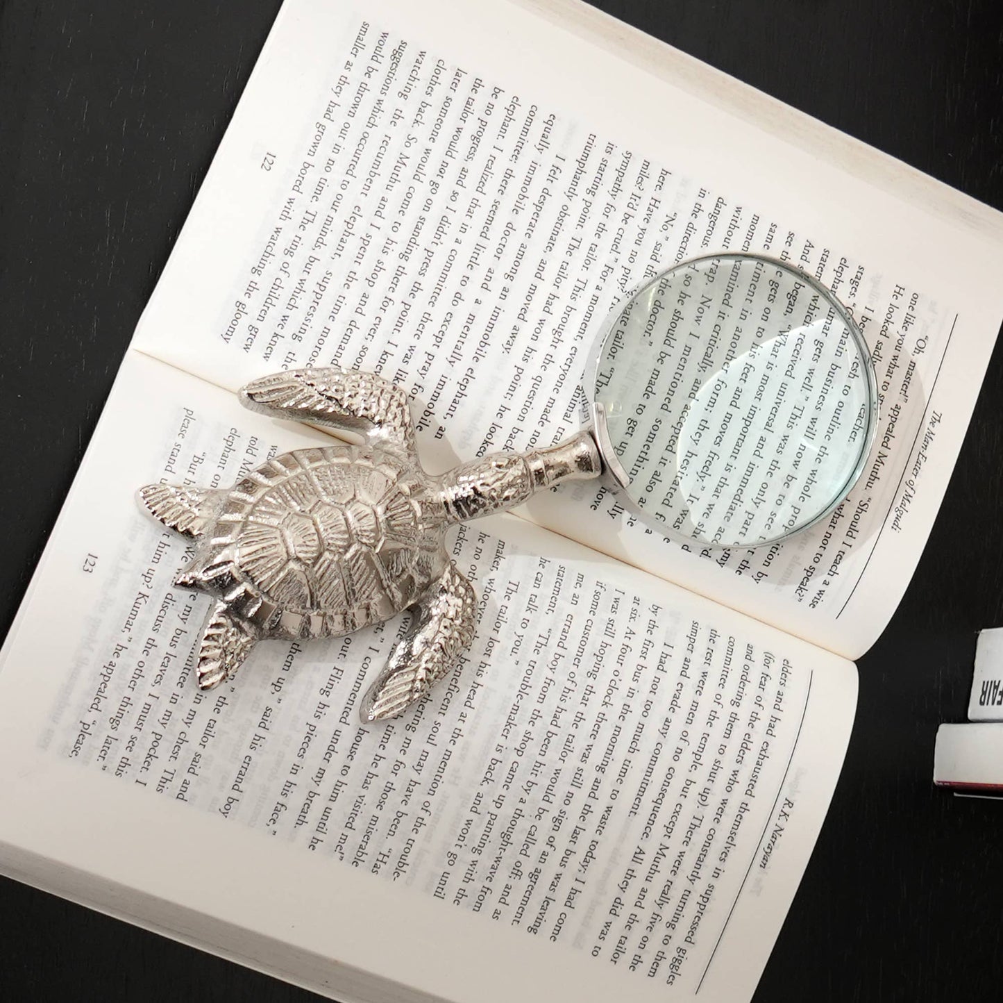 Magnifying Glass with Aluminium Turtle Handle