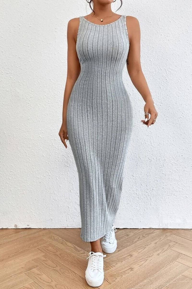 LONG KNITTED DRESS