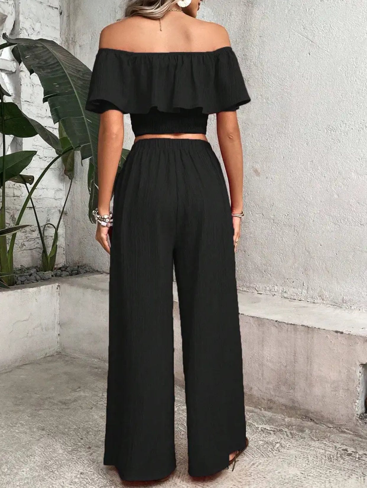 Casual Crop Top and Pants Set