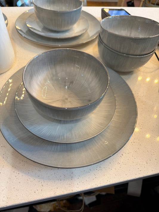 3 Piece Place Setting (set of 4)