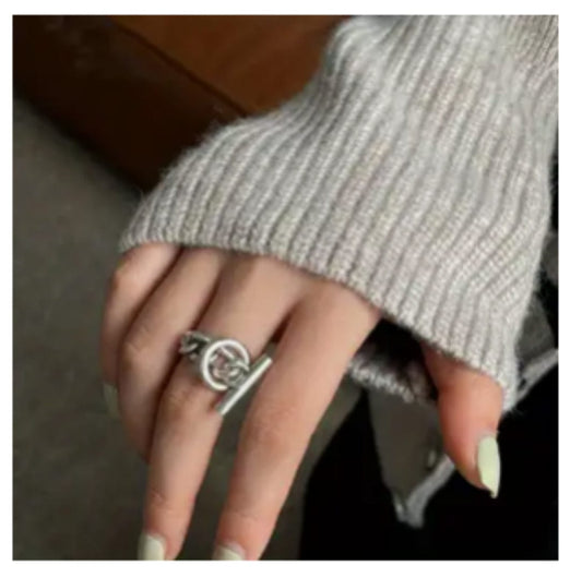 Toggle Ring