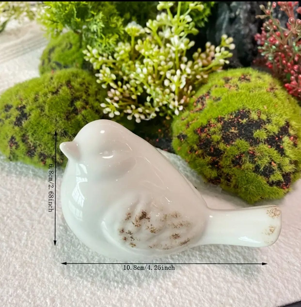 Speckled Bird - Ceramic w/ Painted Wings & Tail