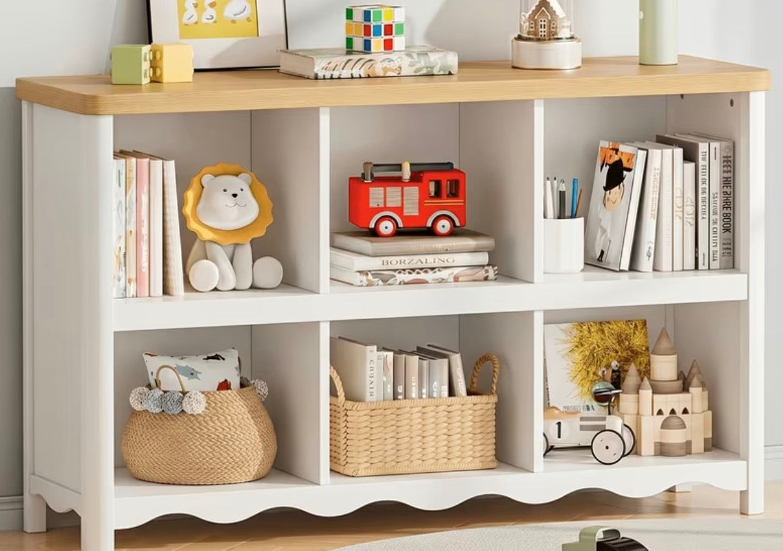 Kids Shelf with Scalloping