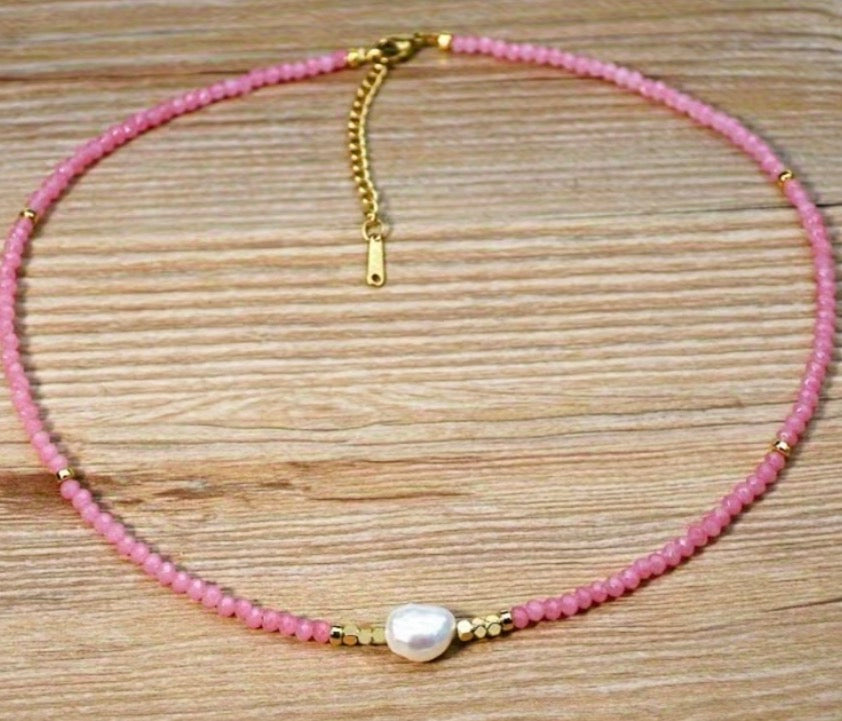 Pink Beaded Necklace w/fresh water pearl