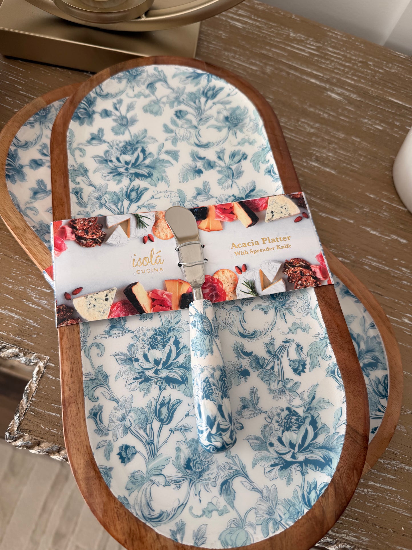 Cheese wood and resin cheese tray