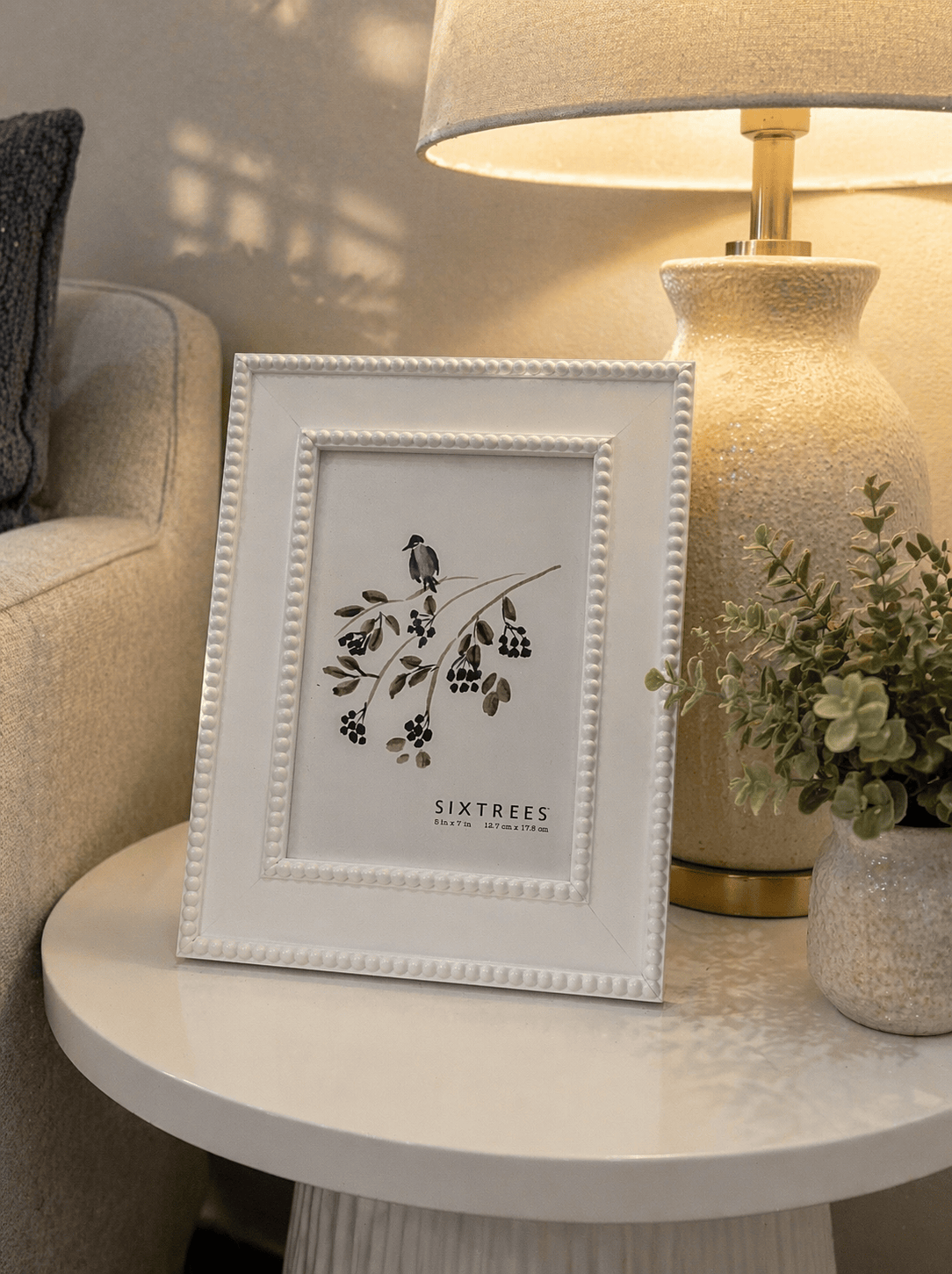 White picture frame
