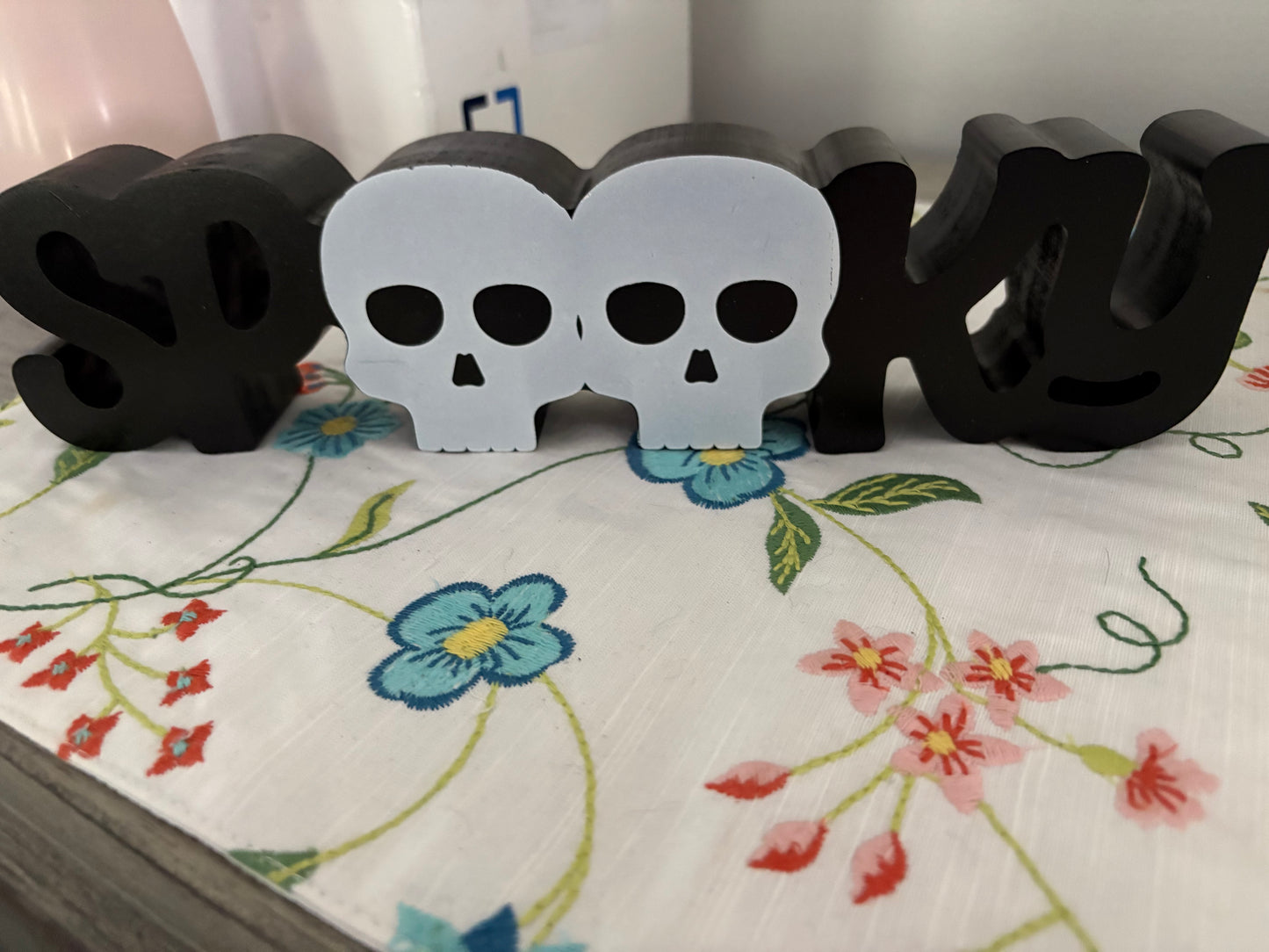 Skull Spooky & Halloween Sign