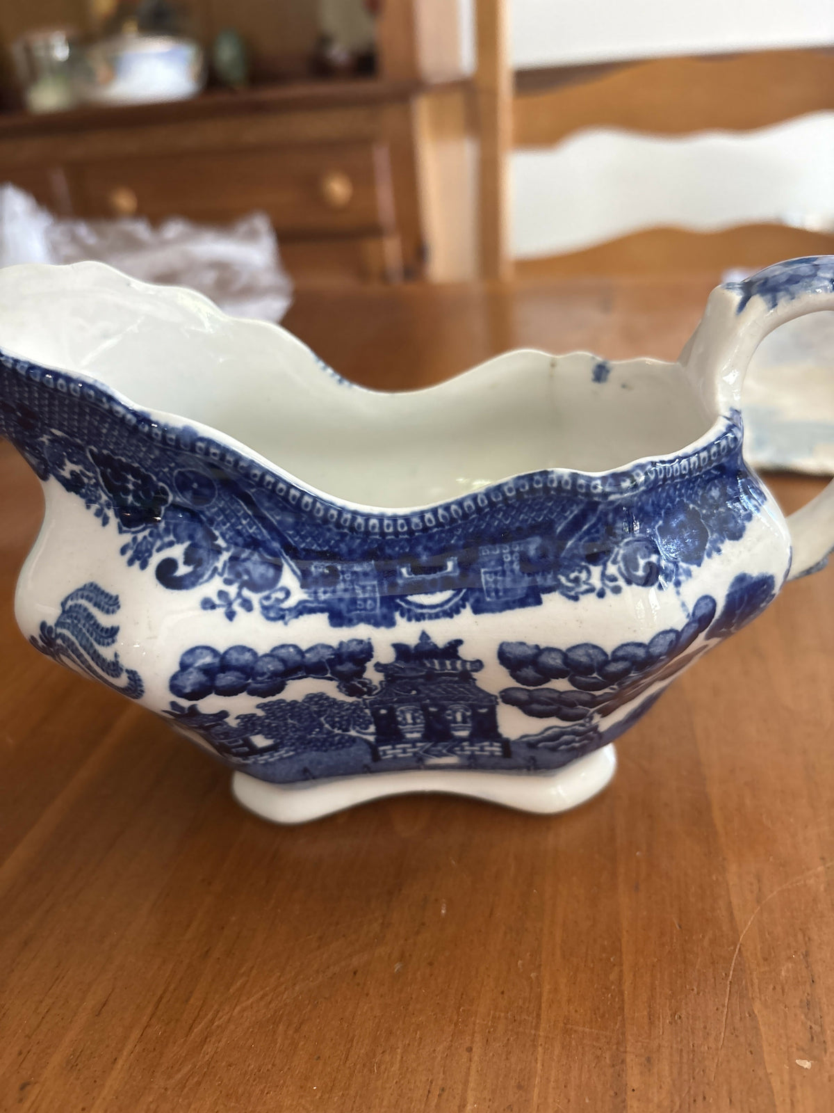 Buffalo pottery blue gravy