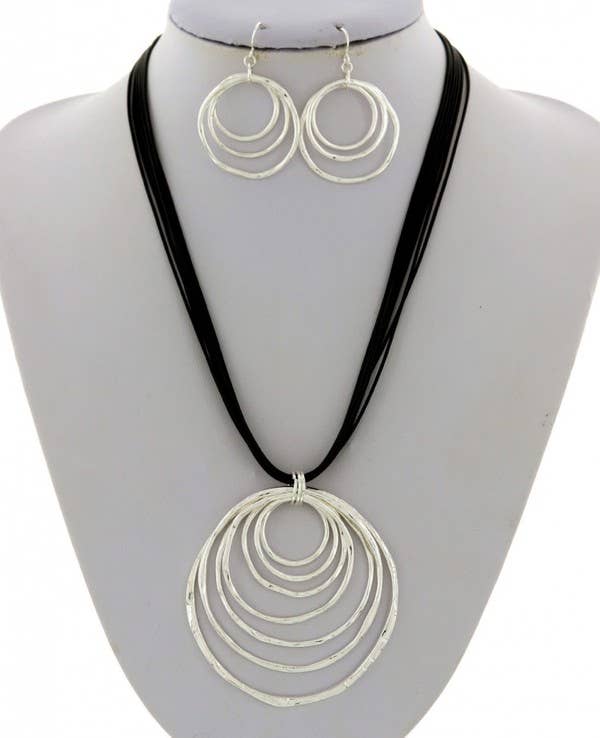 FR2864 All Silver Layered Multi-Ring Pendant Necklace Set