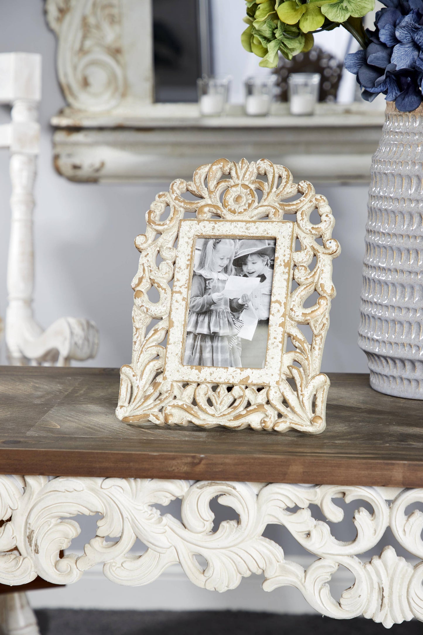 Vintage White Wooden Photo Frame
