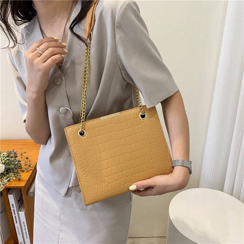 Fashionable PU Large Capacity Square Shoulder Bag