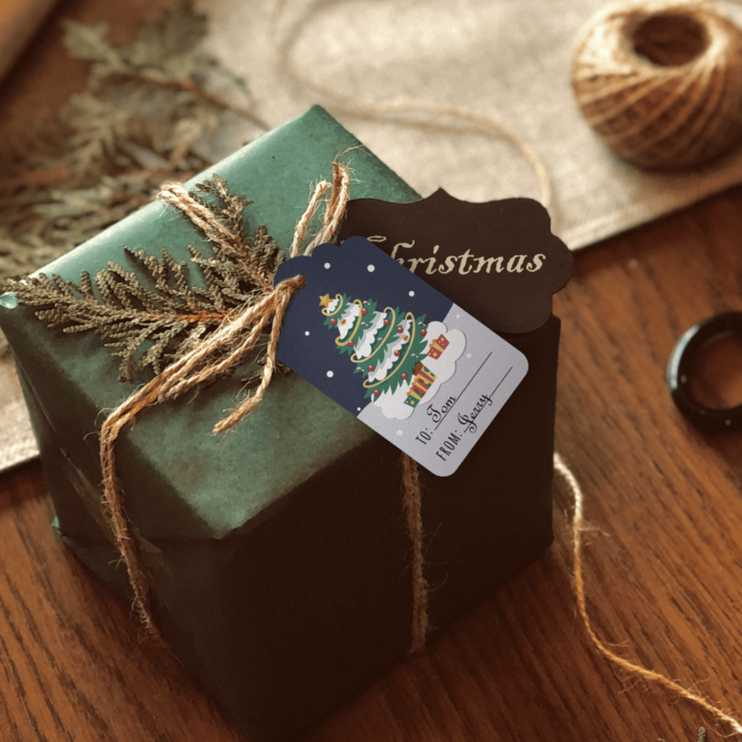 Christmas holidays bags gifts tags jute rope,  set of 10