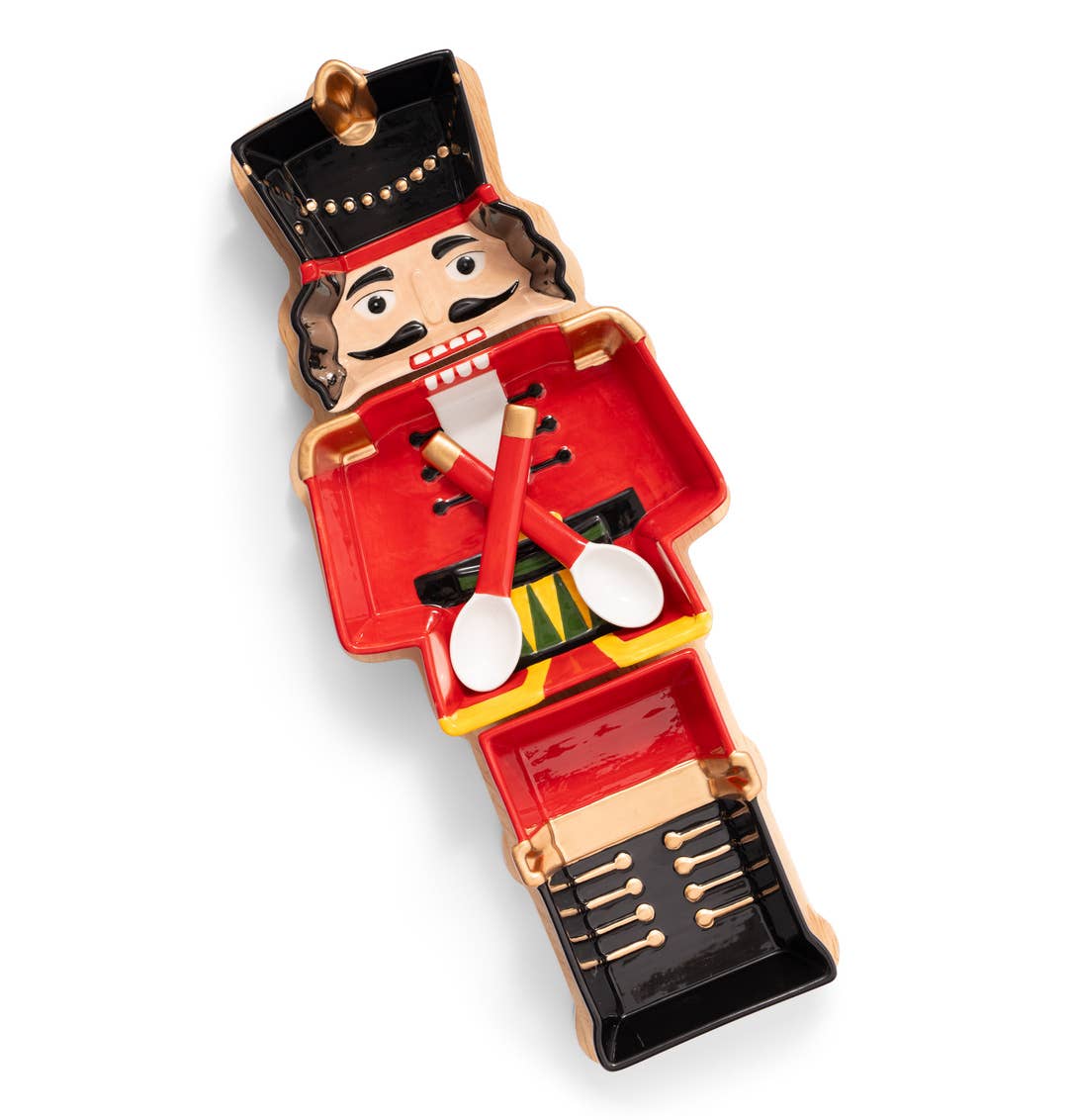 Nutcracker Plate with Wood Board - Holiday Decor
