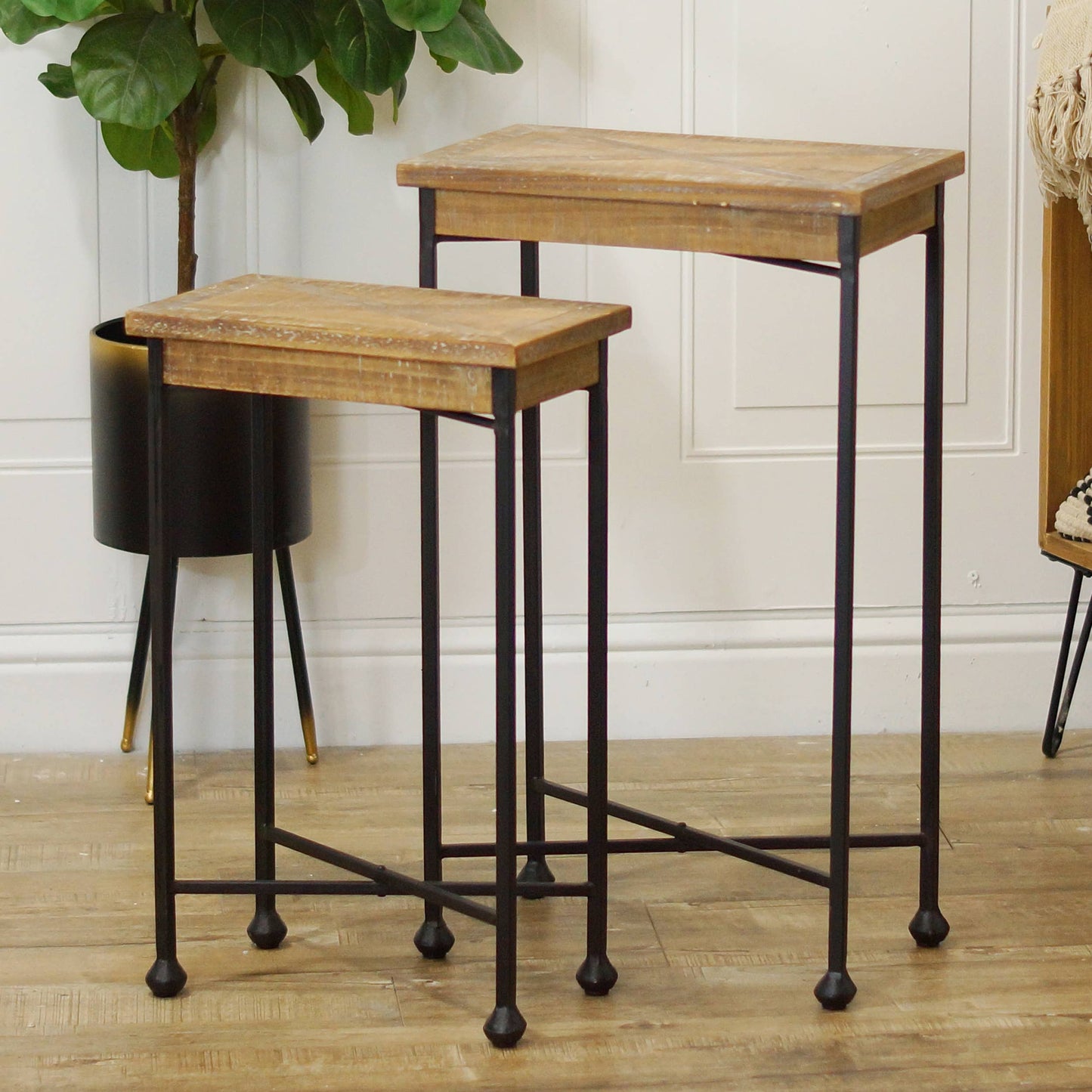 Metal 25" Brown Side Table