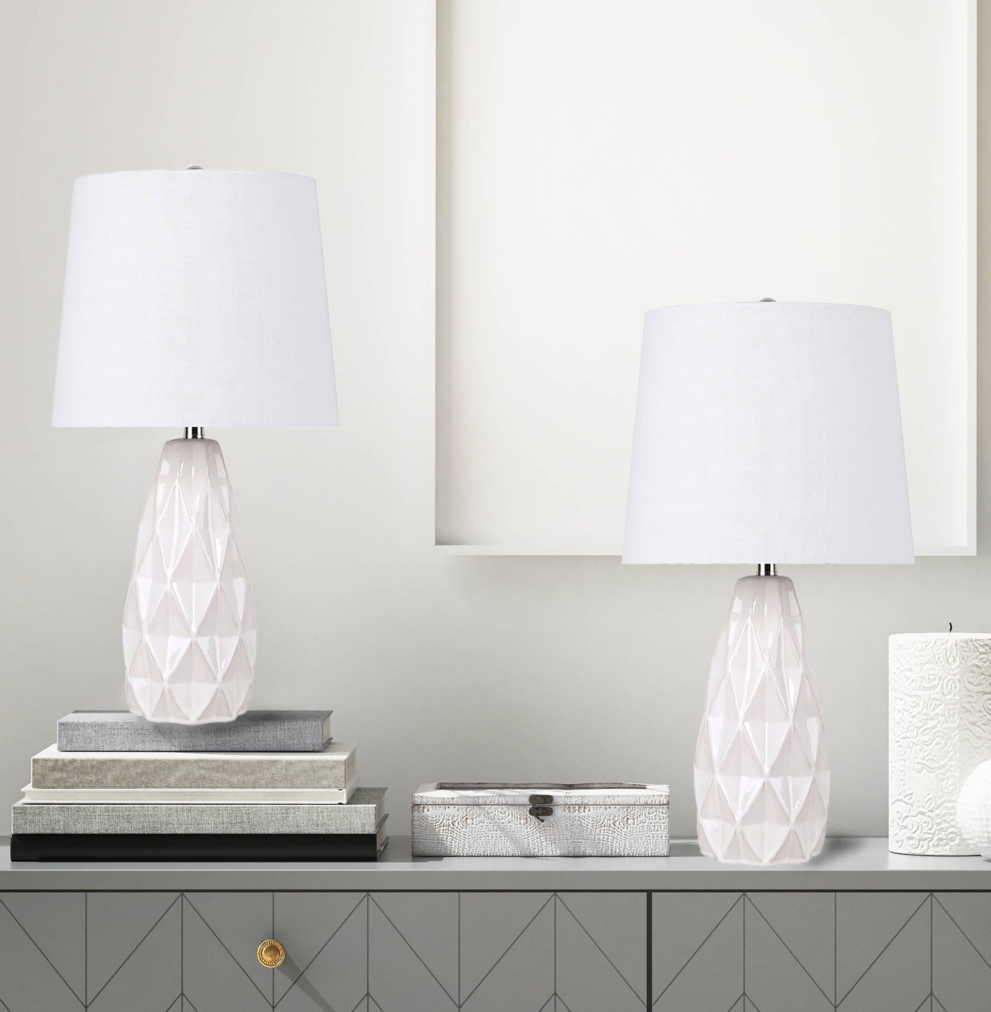 Ceramic Table Lamp w/ Faceted Base & Linen Shade 20.5”