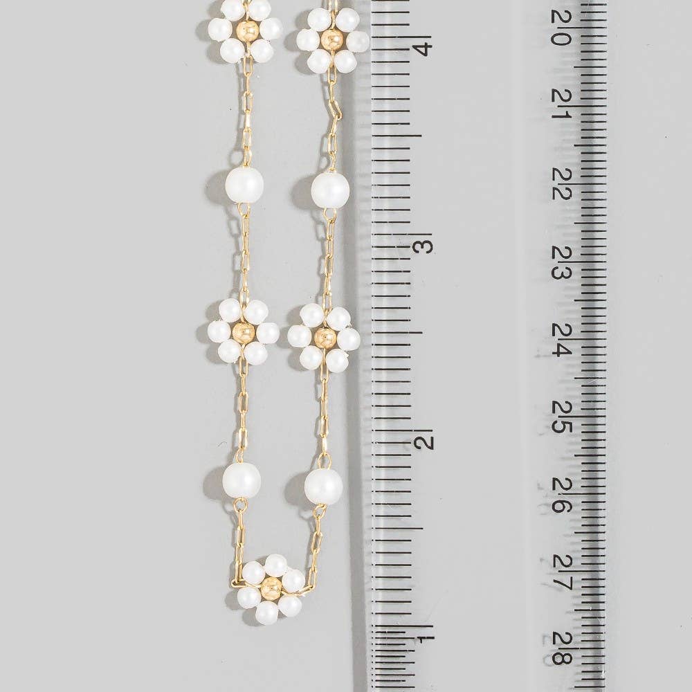 Floral Pearl Beaded Necklace