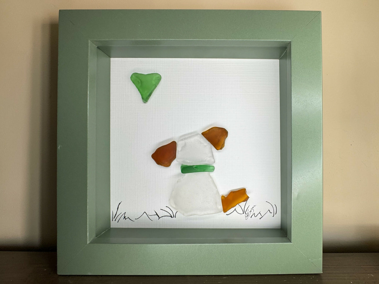 Solo Dog (green heart)