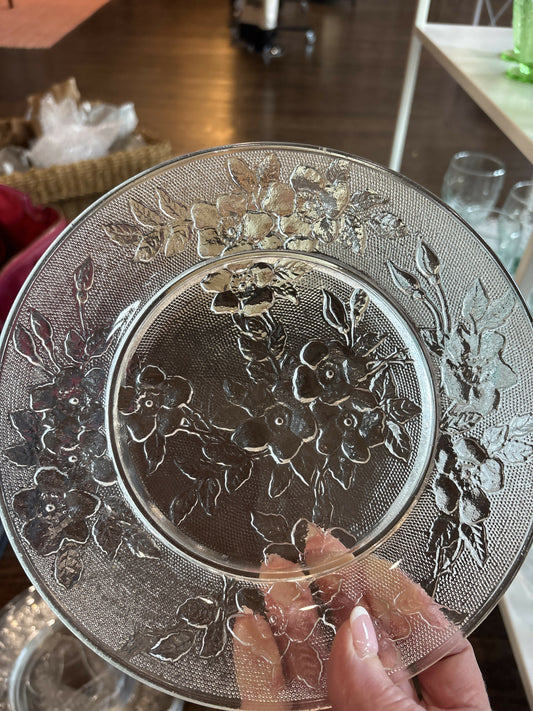 Indiana glass Rosanna flower plates x 7