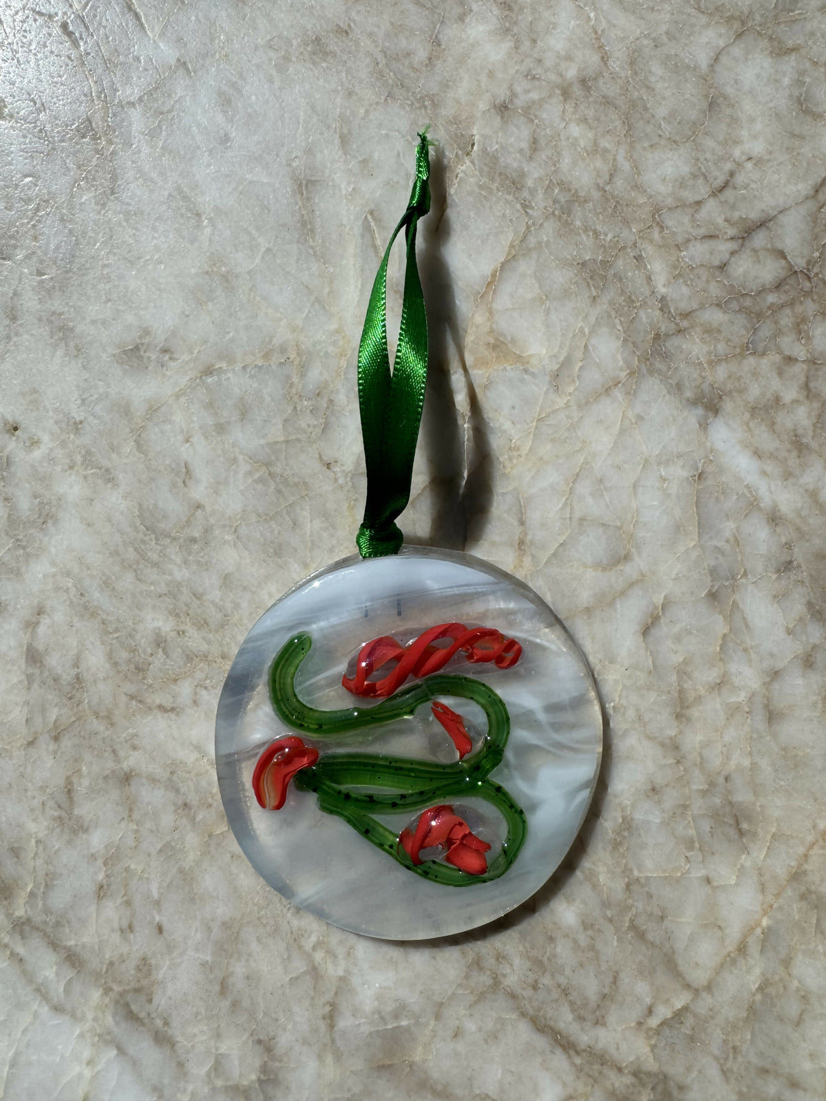 Abstract Red/Gn Ornamt